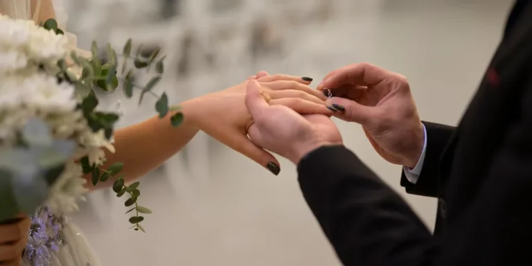 e18b9700d73f44097b6a5a65a0581213b538fc22c549ea276b34f0997830e8cb